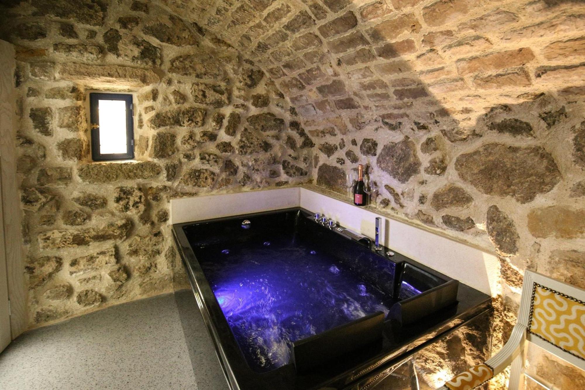 B&B Domos Mi & Ro Castelsardo Exterior foto