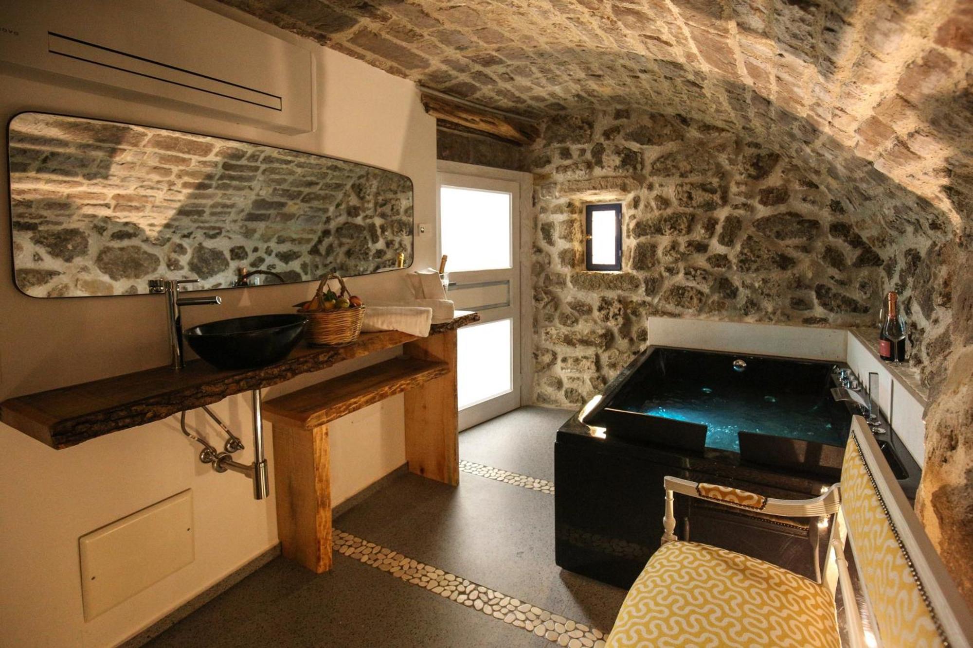 B&B Domos Mi & Ro Castelsardo Exterior foto